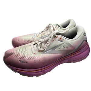 Brook's Women's Ghost 15 Size 9 B